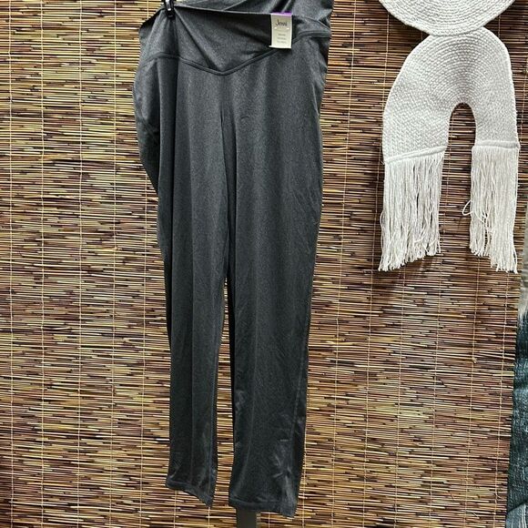 Jenni on Repeat‎ Crossover Full Length Legging, Created for Macy's - Harbor Grey - Picture 2 of 3